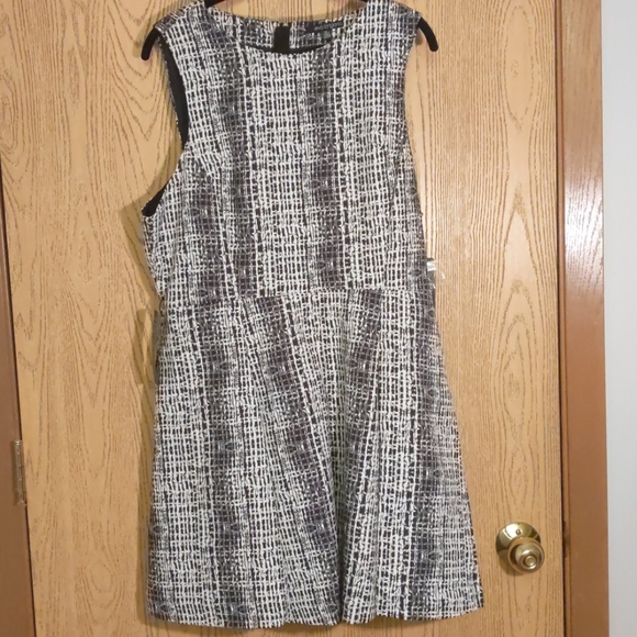 The Limited Dresses & Skirts - The Limited black and white dress, 14P (NWT)